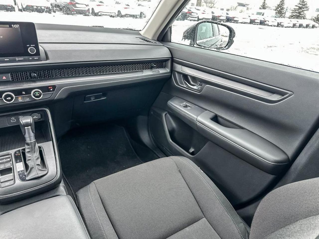 2025 Honda CR-V LX Photo