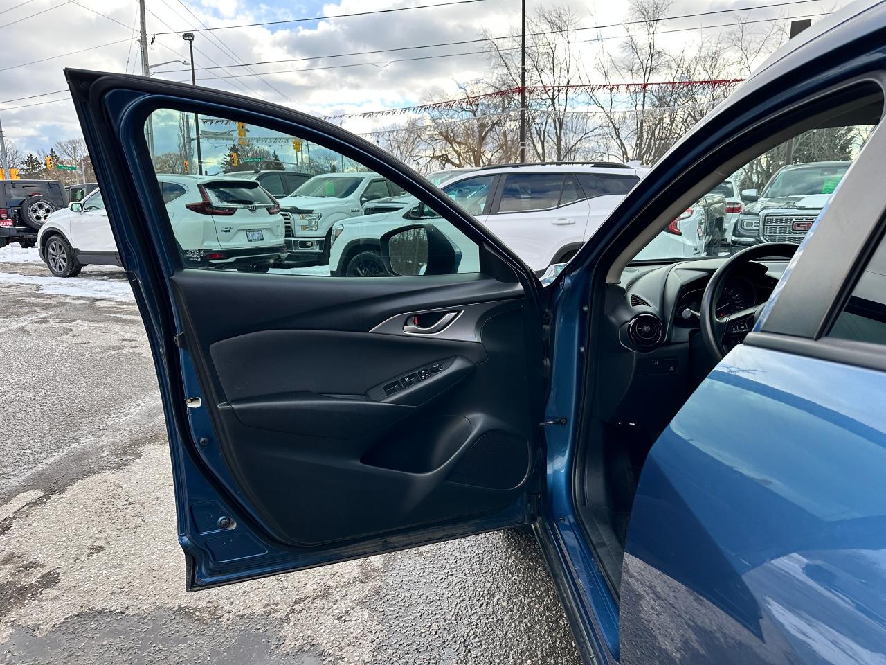 2018 Mazda CX-3 GX ManualTrans FWD Bluetooth CD Player Backup Cam Photo