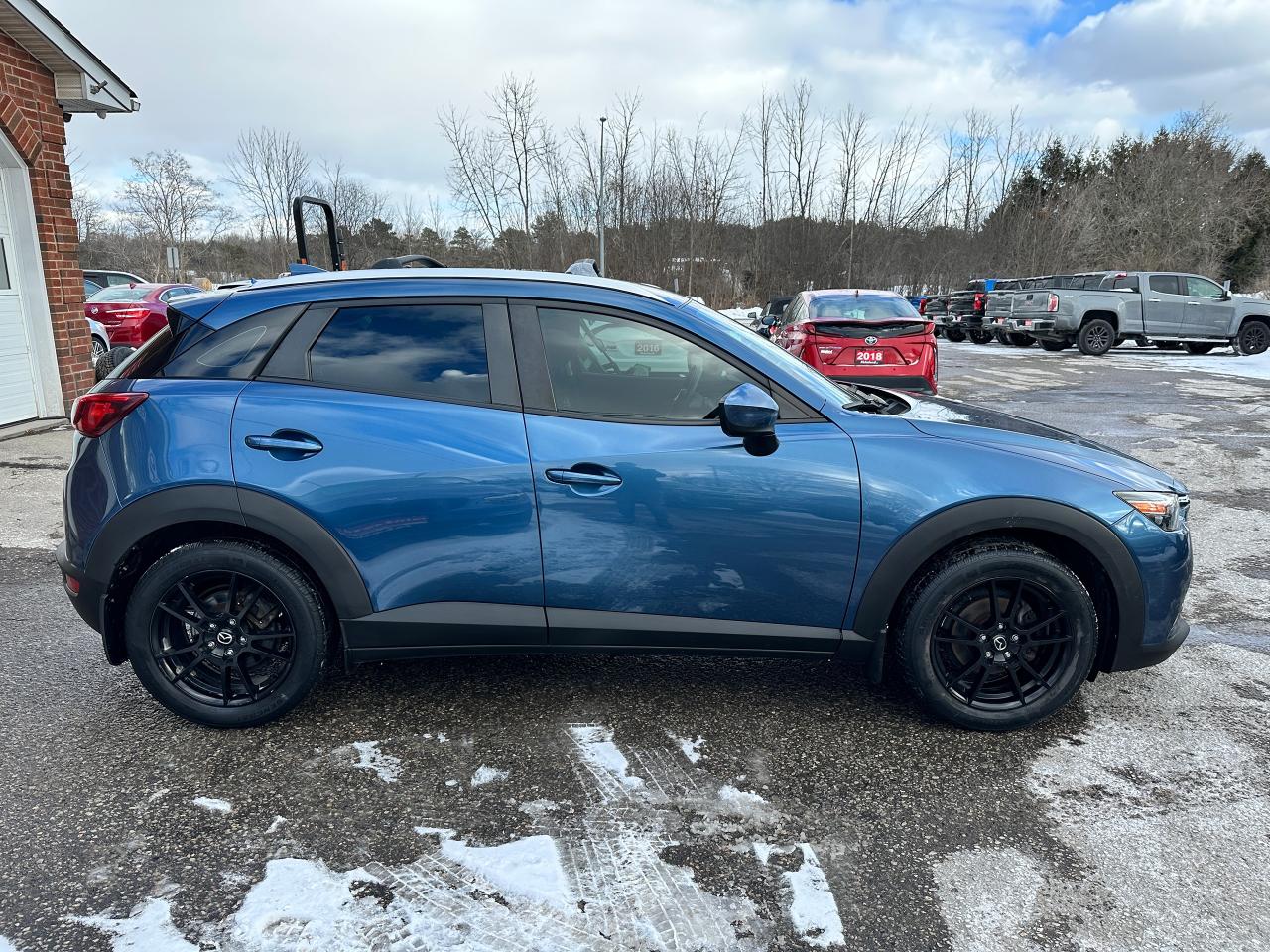 2018 Mazda CX-3 GX ManualTrans FWD Bluetooth CD Player Backup Cam Photo