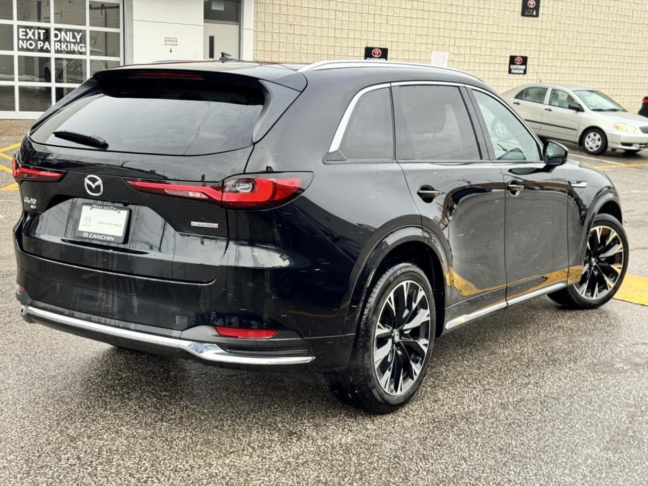 2024 Mazda CX-90 MHEV SIGNATURE AWD/ EXTENDED WARRANTY/ ONLY 7K/ CPO Photo4