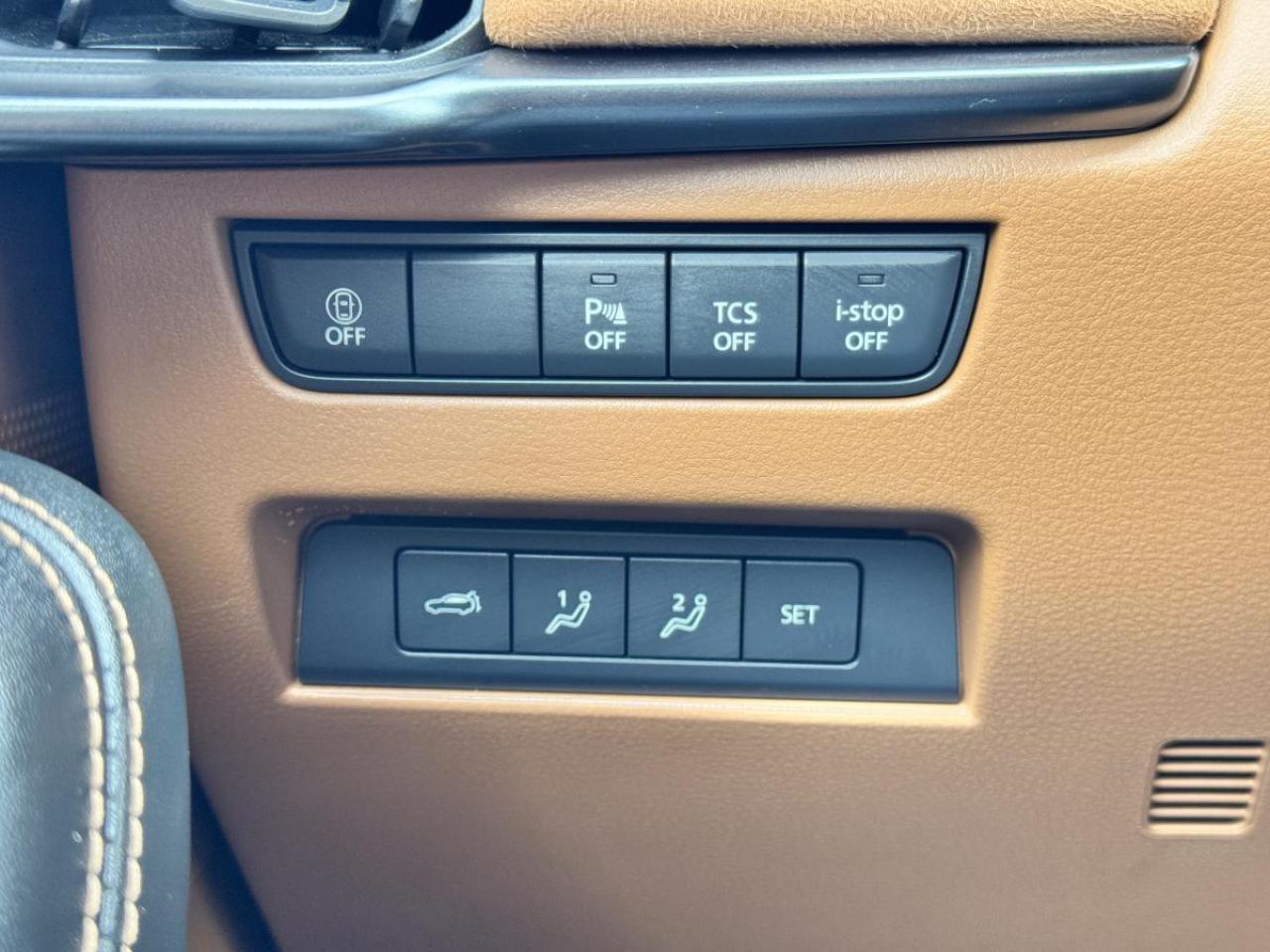 2024 Mazda CX-90 MHEV SIGNATURE AWD/ EXTENDED WARRANTY/ ONLY 7K/ CPO Photo