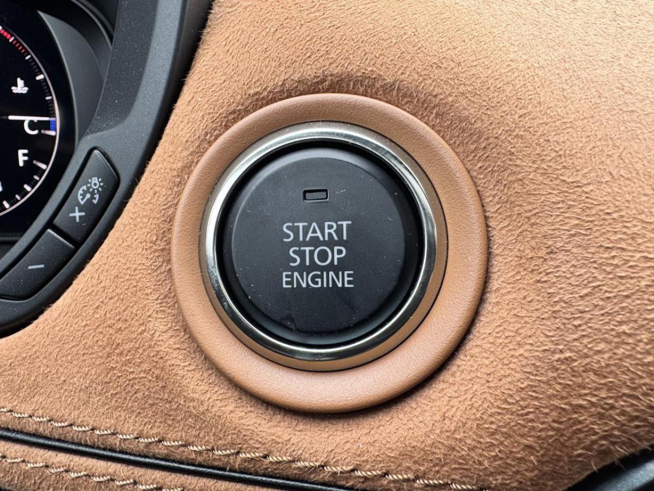 2024 Mazda CX-90 MHEV SIGNATURE AWD/ EXTENDED WARRANTY/ ONLY 7K/ CPO Photo