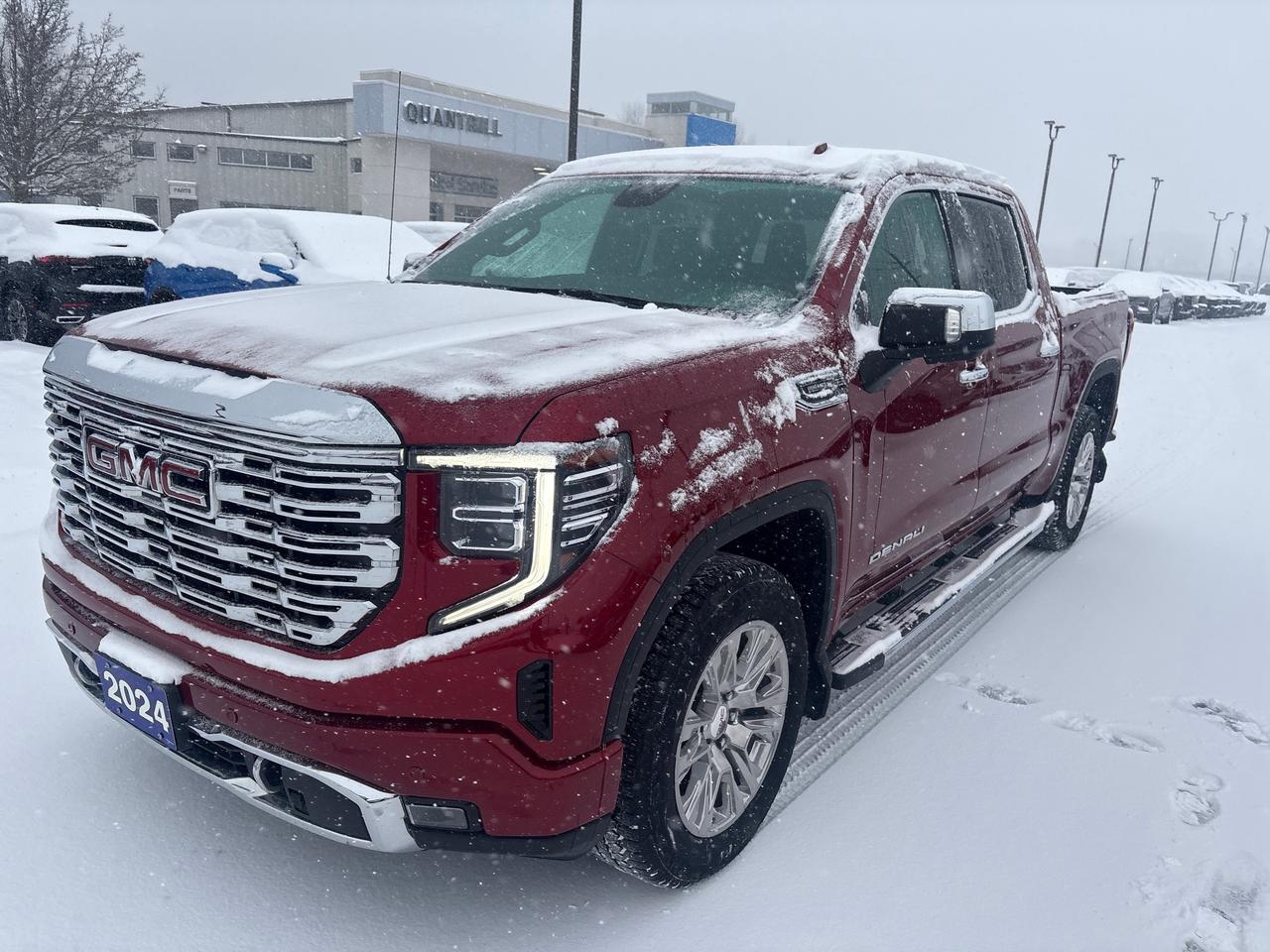 2024 GMC Sierra 1500 Denali Crew Shortbox + 3.0L duramax Diesel + 1 Own Photo