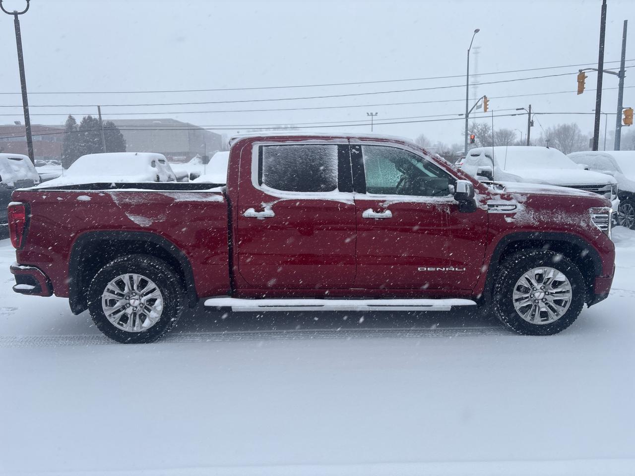 2024 GMC Sierra 1500 Denali Crew Shortbox + 3.0L duramax Diesel + 1 Own Photo