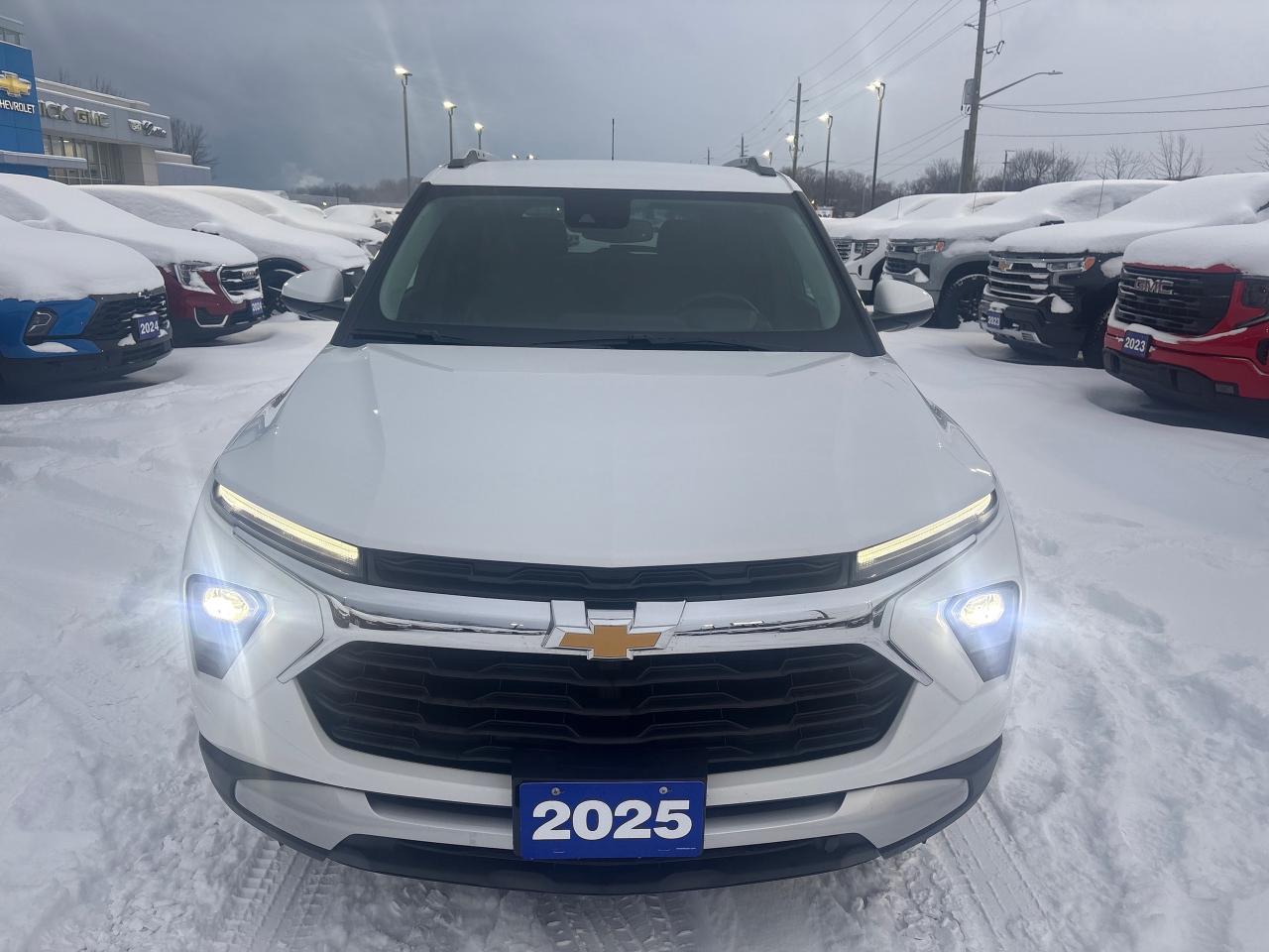 2025 Chevrolet TrailBlazer LT AWD + Conv Pkg + Former Rental + Low Kms Photo