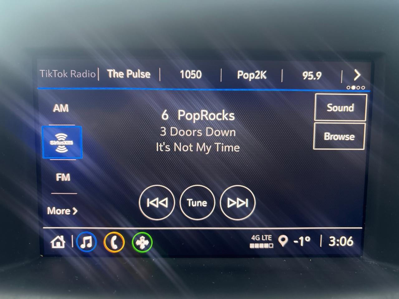 2024 GMC Terrain SLE AWD + Elevation Edition + Safety Plus Pkg + Wi Photo