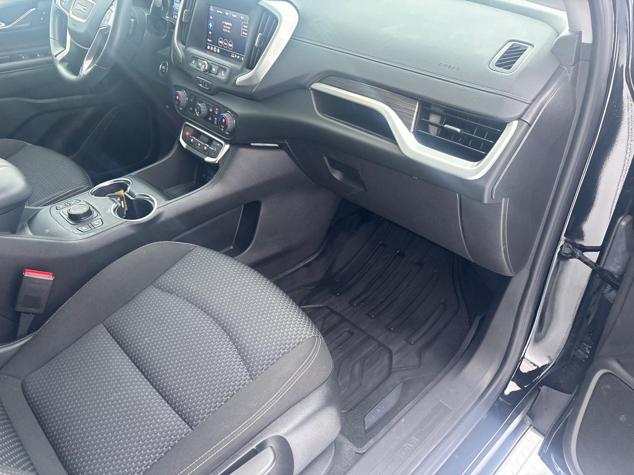 2024 GMC Terrain SLE AWD + Elevation Edition + Safety Plus Pkg + Wi Photo