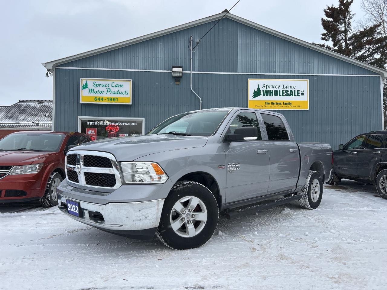 2022 RAM 1500 Classic SLT Plus  ** LUXURY & TECH  GROUP ** Photo0