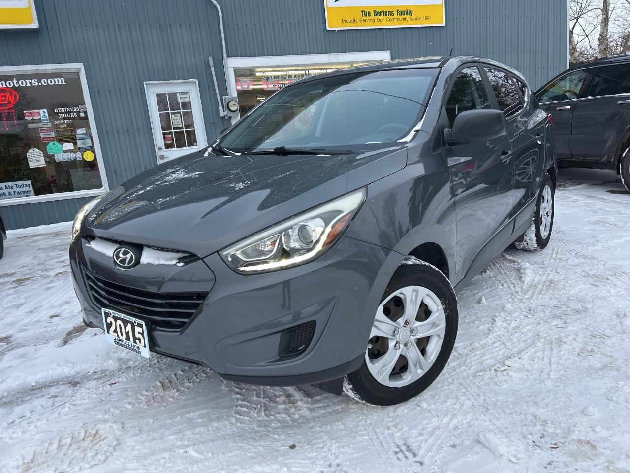 2015 Hyundai Tucson GL  AWD  ** ONE  OWNER ! ** Photo