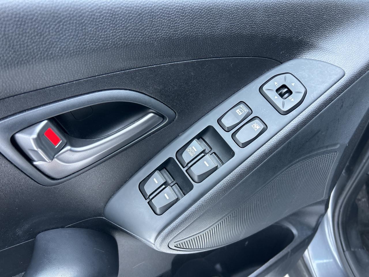 2015 Hyundai Tucson GL  AWD  ** ONE  OWNER ! ** Photo