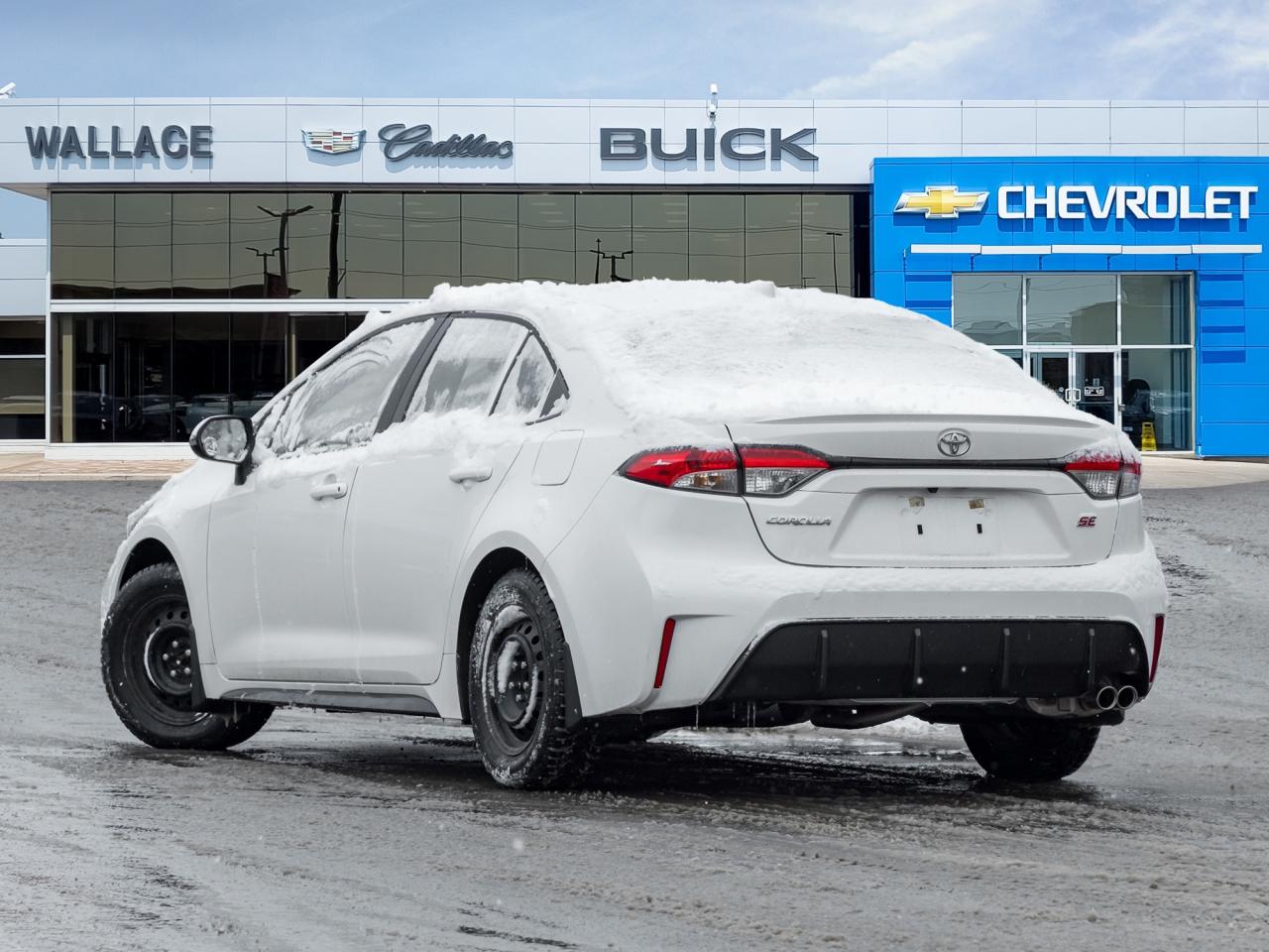 2024 Toyota Corolla L CVT   Winter tires   Local trade   Clean Carfax Photo