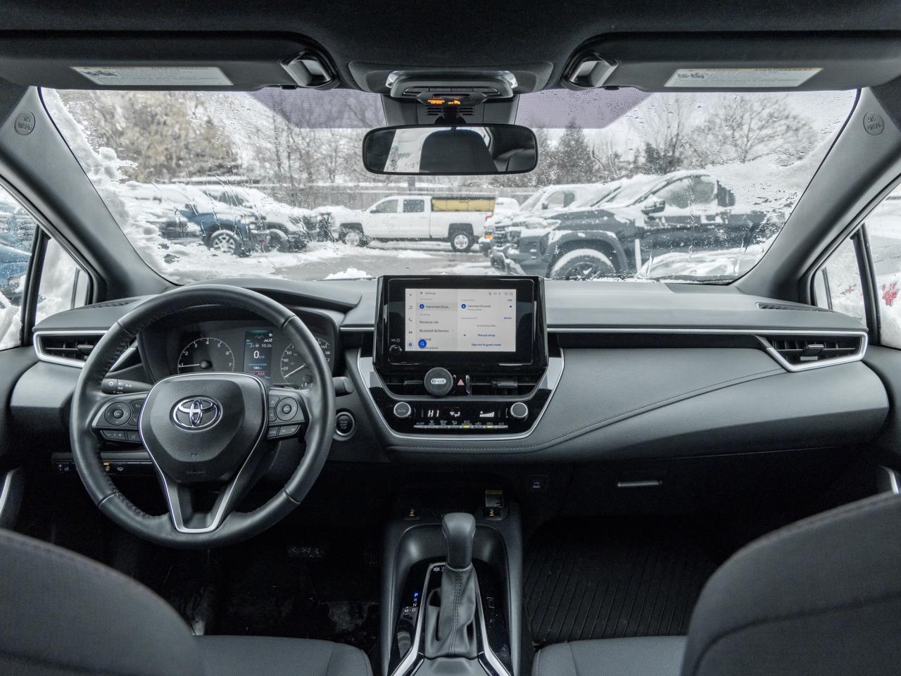 2024 Toyota Corolla L CVT   Winter tires   Local trade   Clean Carfax Photo