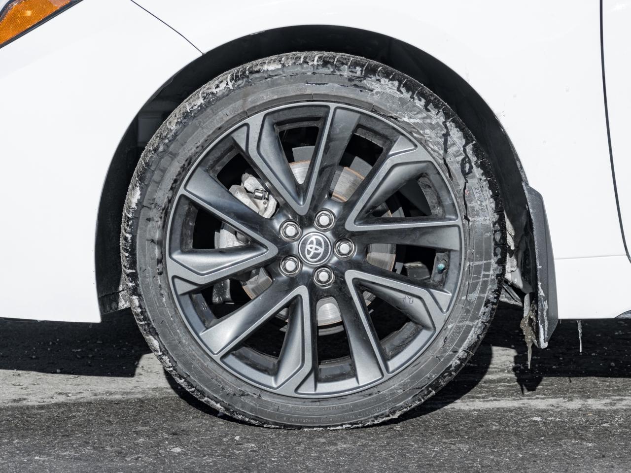 2024 Toyota Corolla SE CVT   Clean Carfax   Local trade   Low KMs! Photo