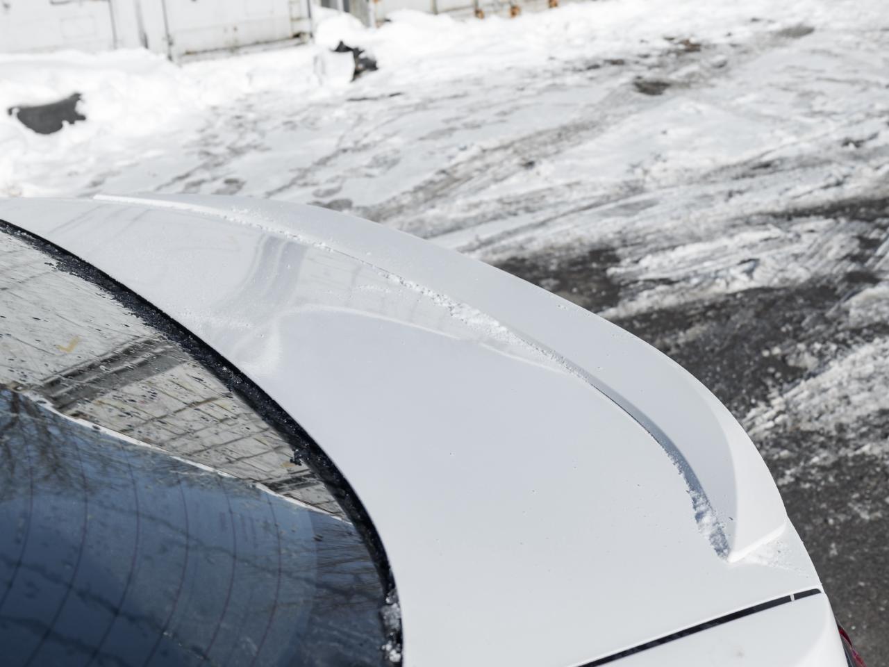 2024 Toyota Corolla SE CVT   Clean Carfax   Local trade   Low KMs! Photo