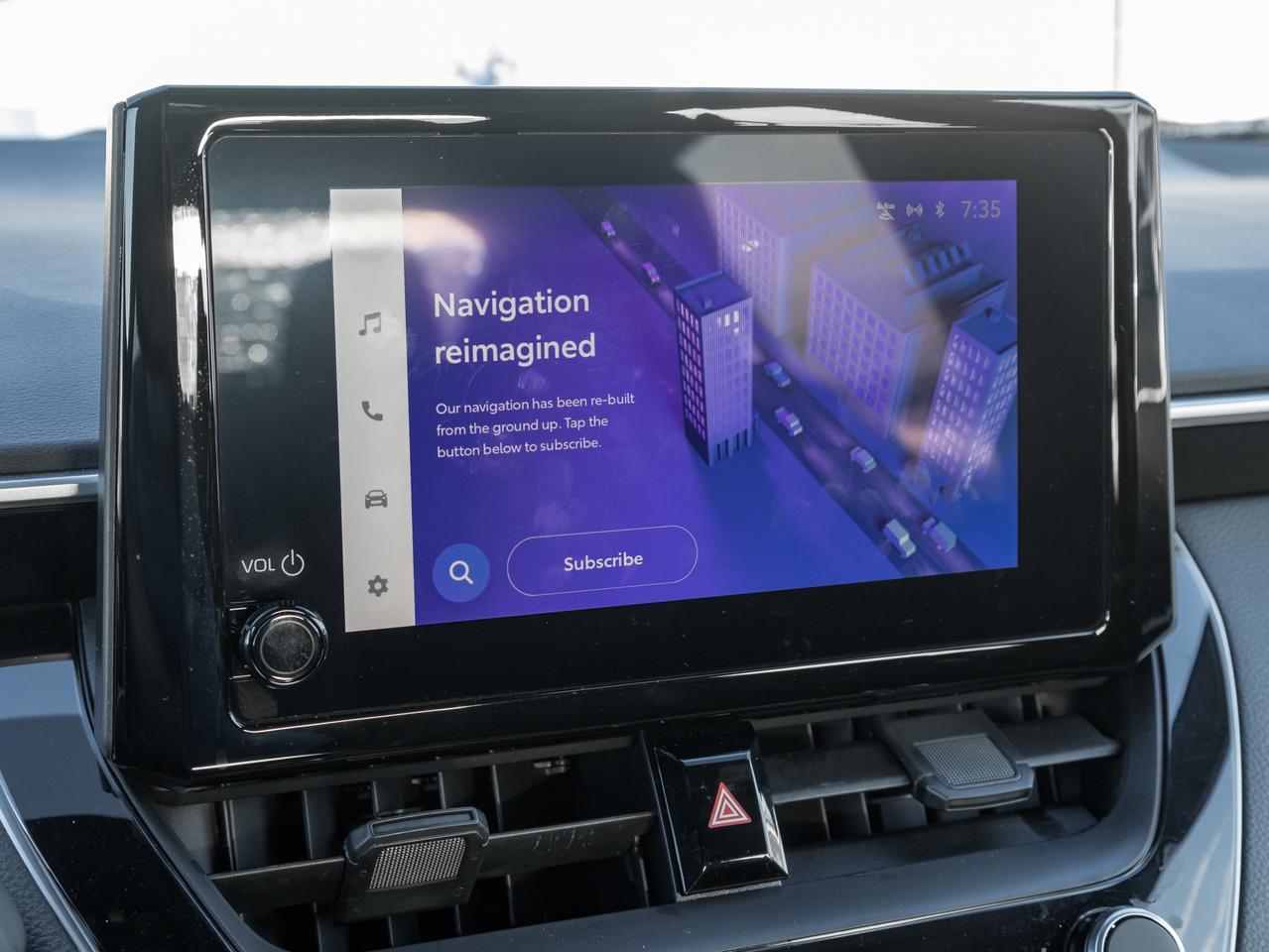 2024 Toyota Corolla SE CVT   Clean Carfax   Local trade   Low KMs! Photo