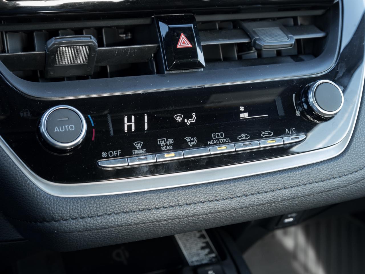 2024 Toyota Corolla SE CVT   Clean Carfax   Local trade   Low KMs! Photo