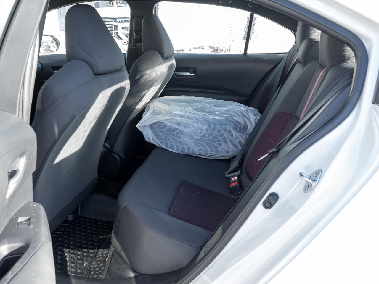 2024 Toyota Corolla SE CVT   Clean Carfax   Local trade   Low KMs! Photo