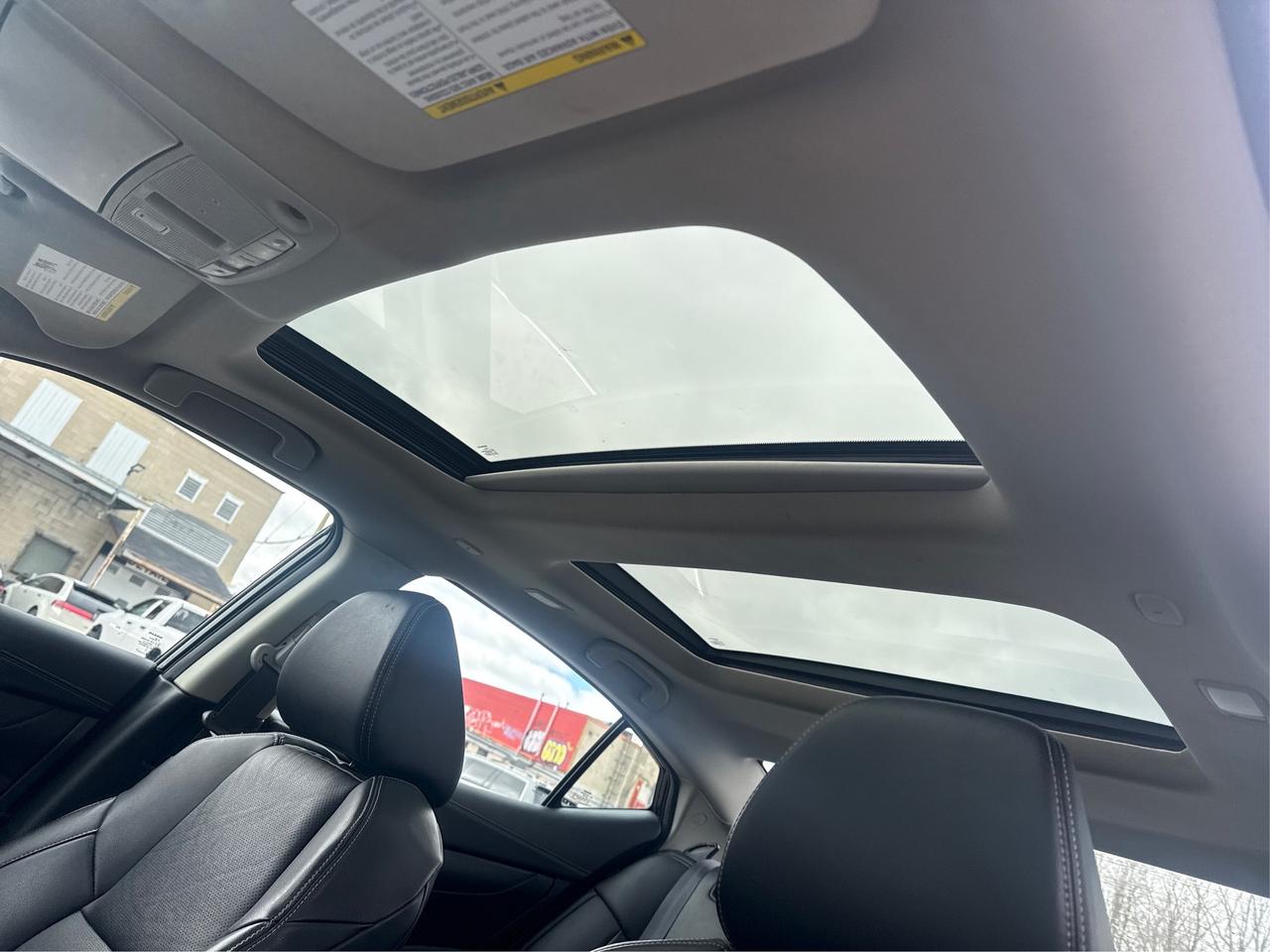 2023 Nissan Maxima NAV LEATHER SUNROOF LOADED! WE FINANCE ALL CREDIT Photo