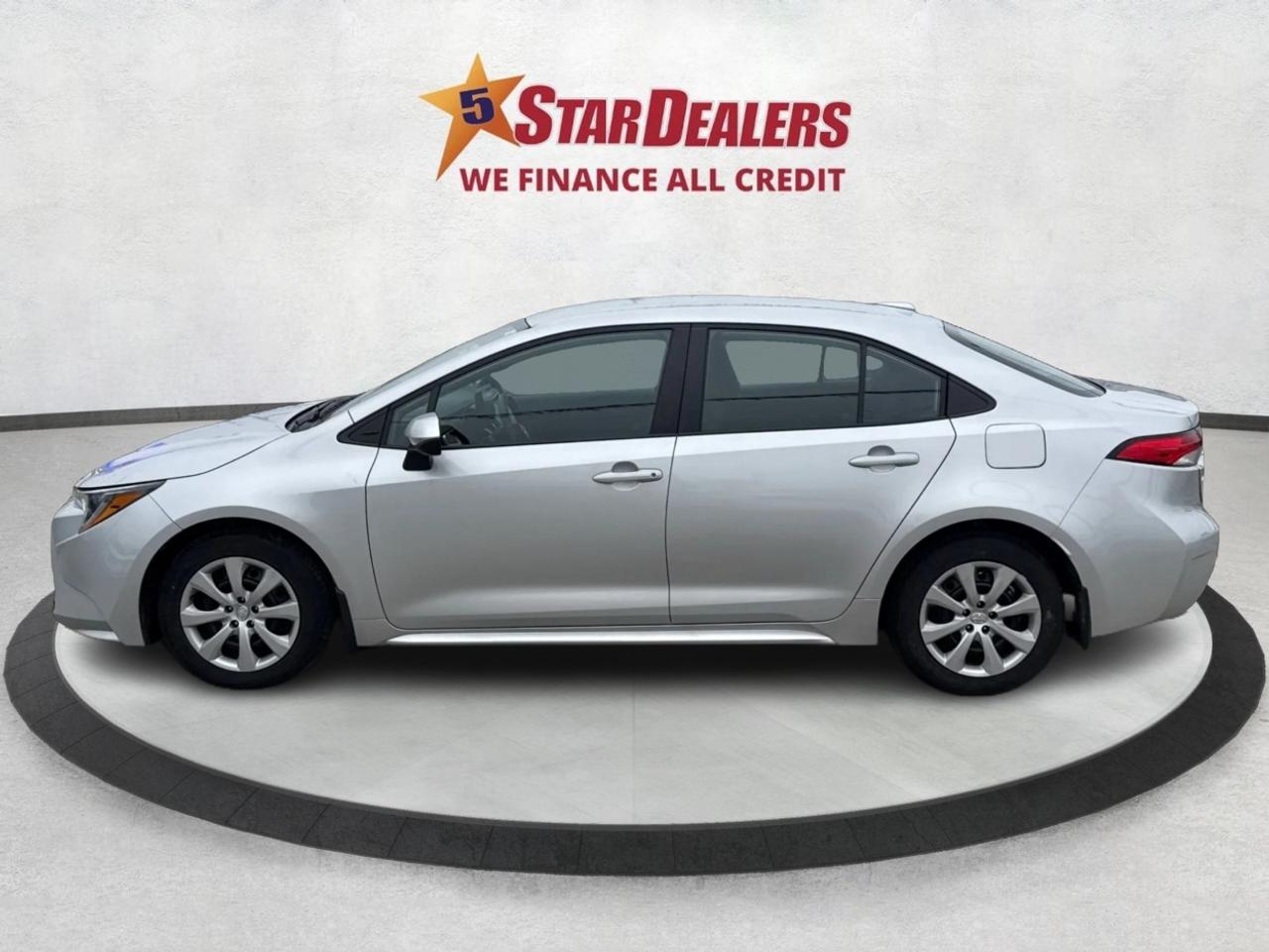 2023 Toyota Corolla HEATED SEATS MINT MUST SEE WE FINANCE ALL CREDIT! Photo3