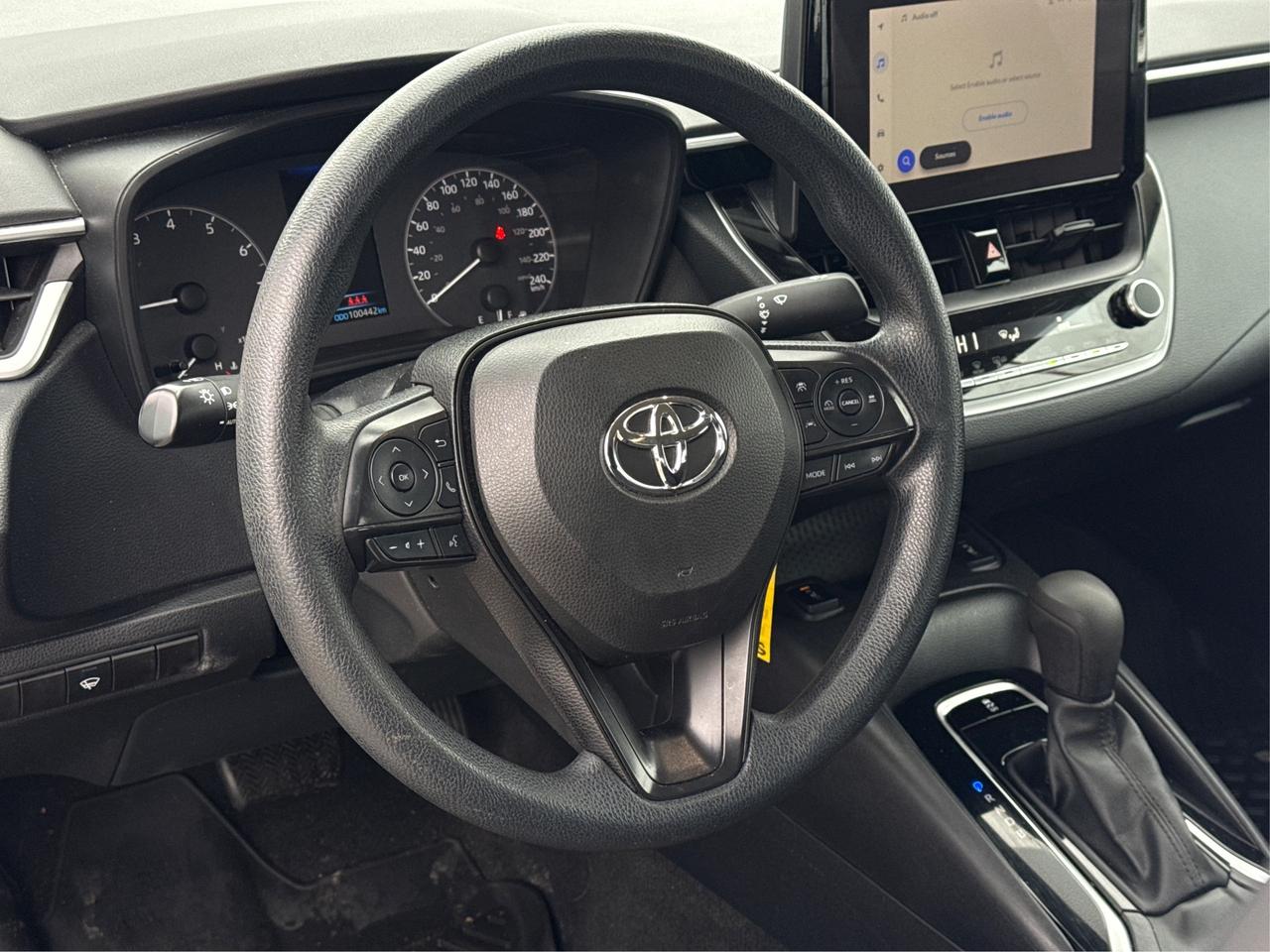 2023 Toyota Corolla HEATED SEATS MINT MUST SEE WE FINANCE ALL CREDIT! Photo