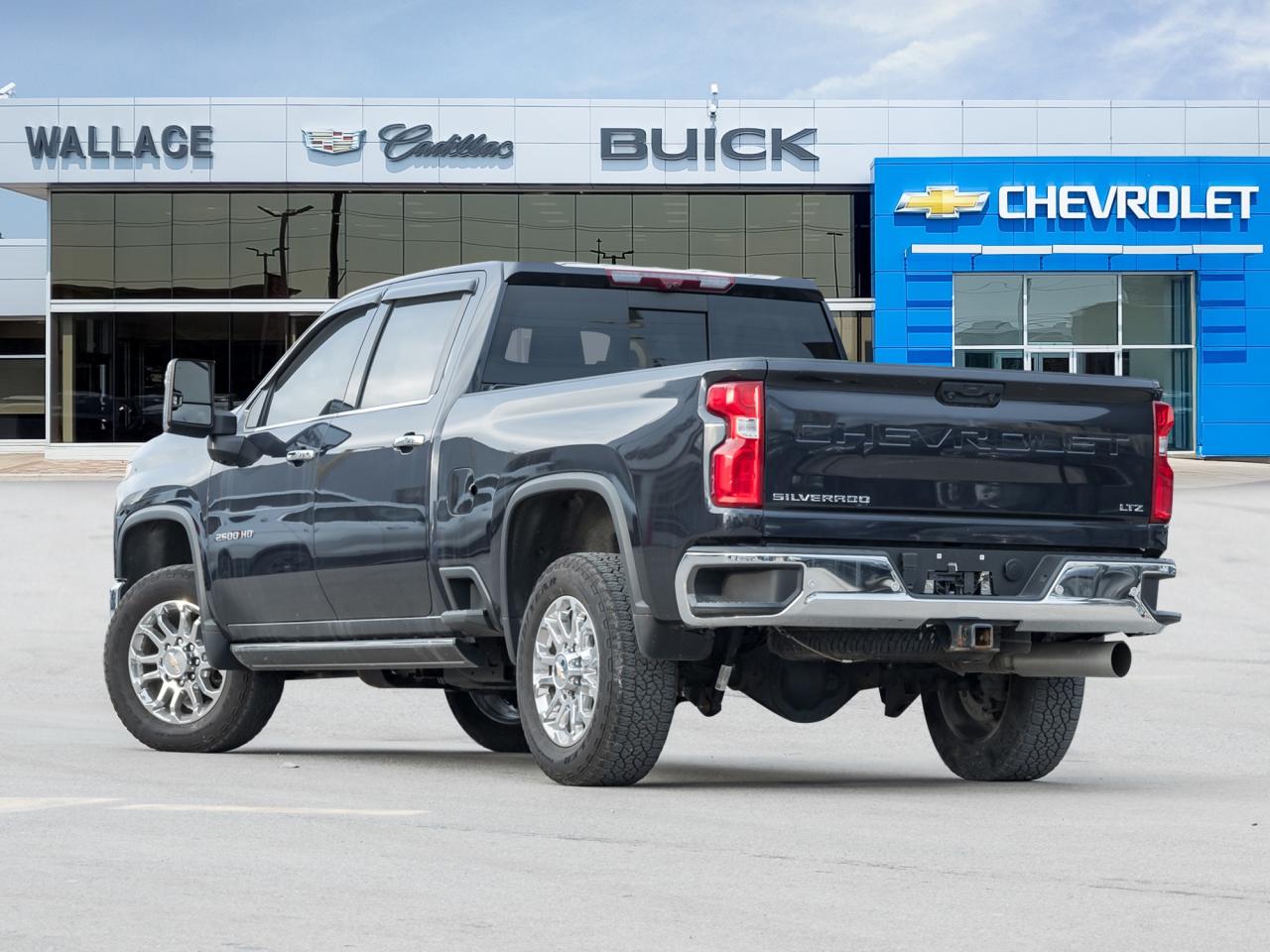 2024 Chevrolet SILVERADO 2500HD 4WD Crew Cab 159  LTZ Photo4