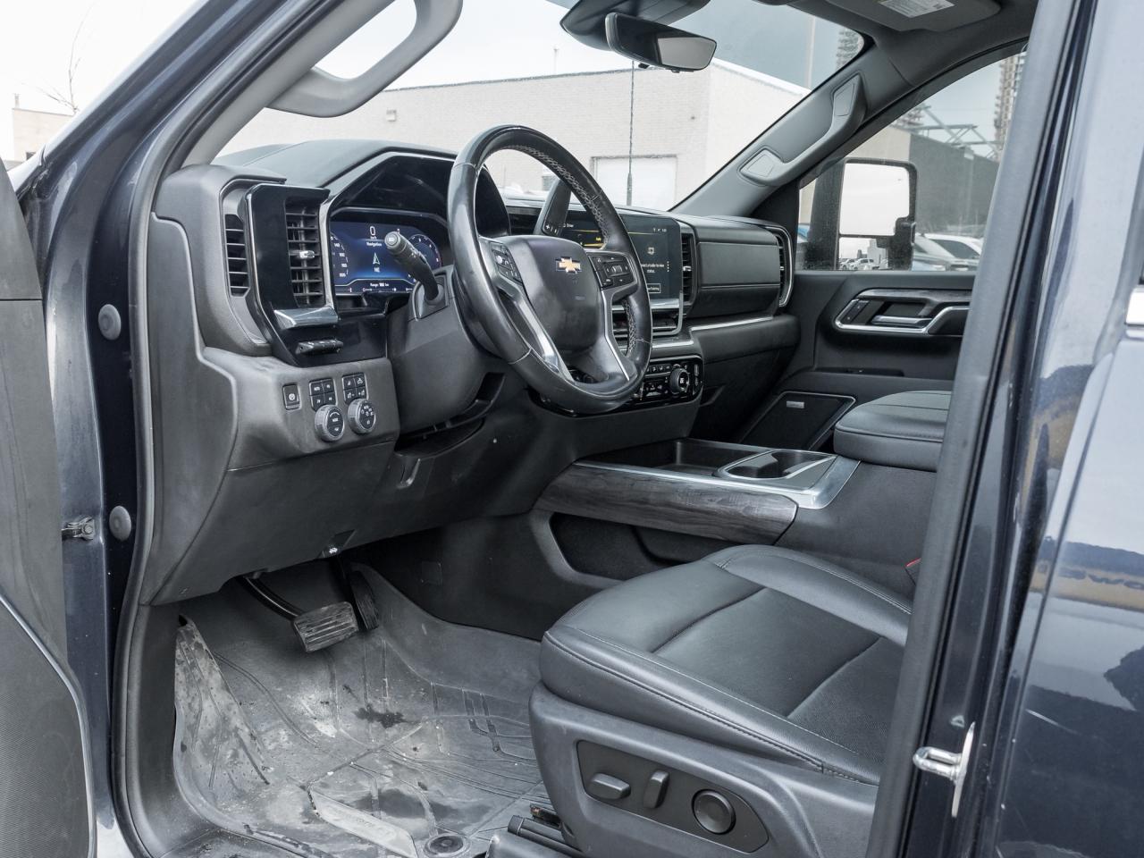 2024 Chevrolet SILVERADO 2500HD 4WD Crew Cab 159  LTZ Photo