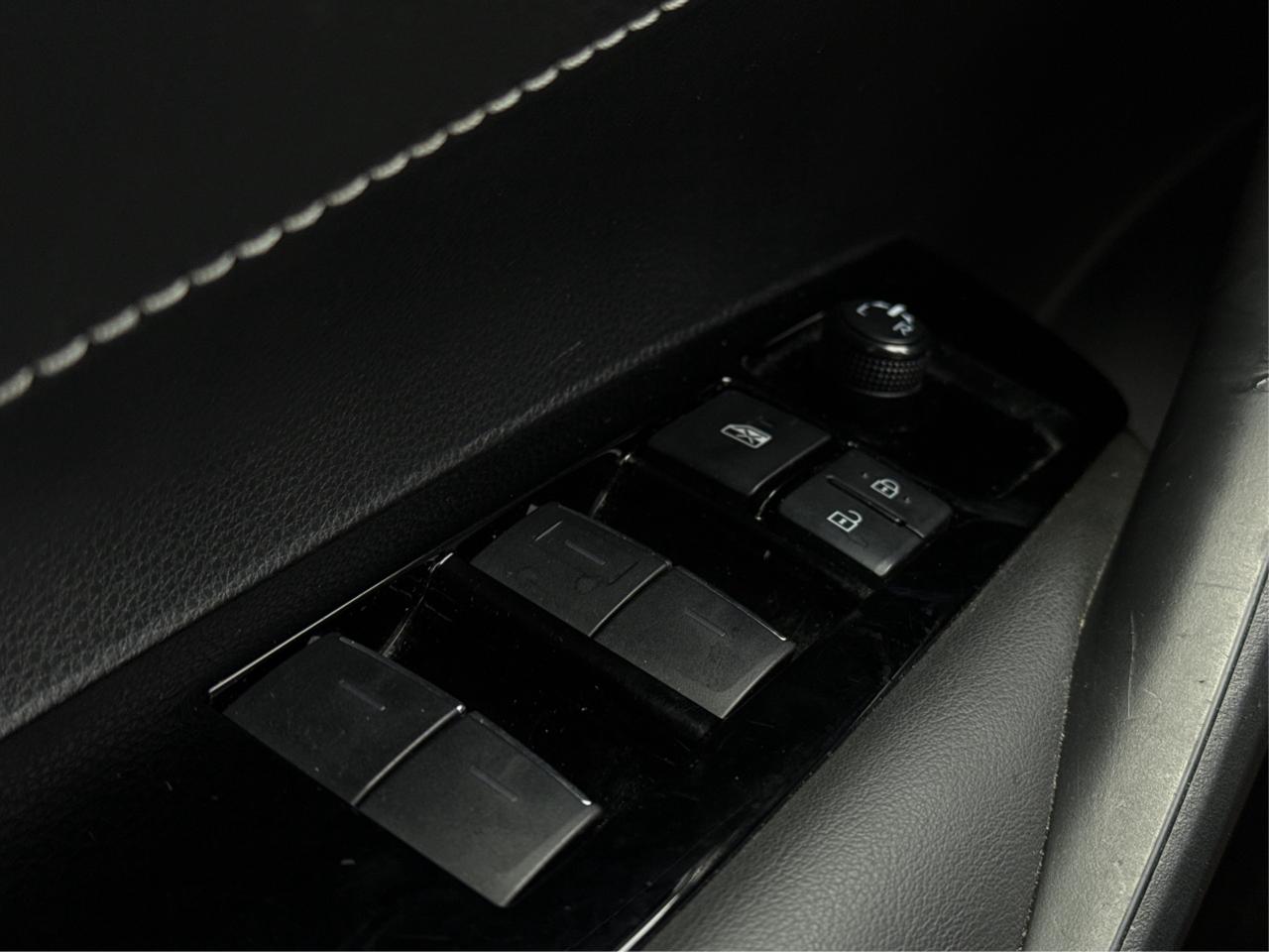 2023 Toyota Corolla Hatchback CLEAN! MUST SEE!  WE FINANCE ALL CREDIT! APPLY NOW Photo