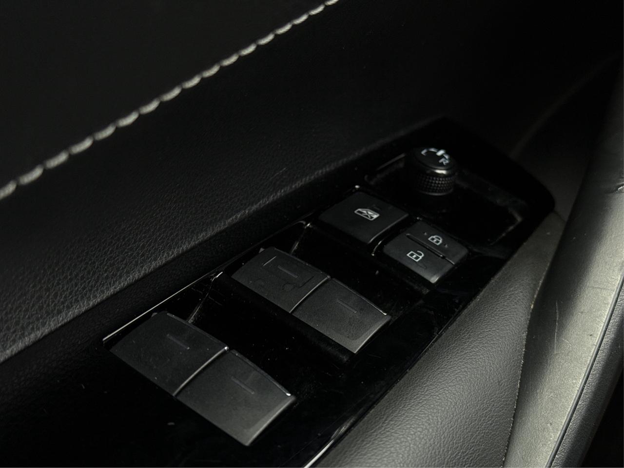 2023 Toyota Corolla Hatchback CLEAN! MUST SEE!  WE FINANCE ALL CREDIT! APPLY NOW Photo