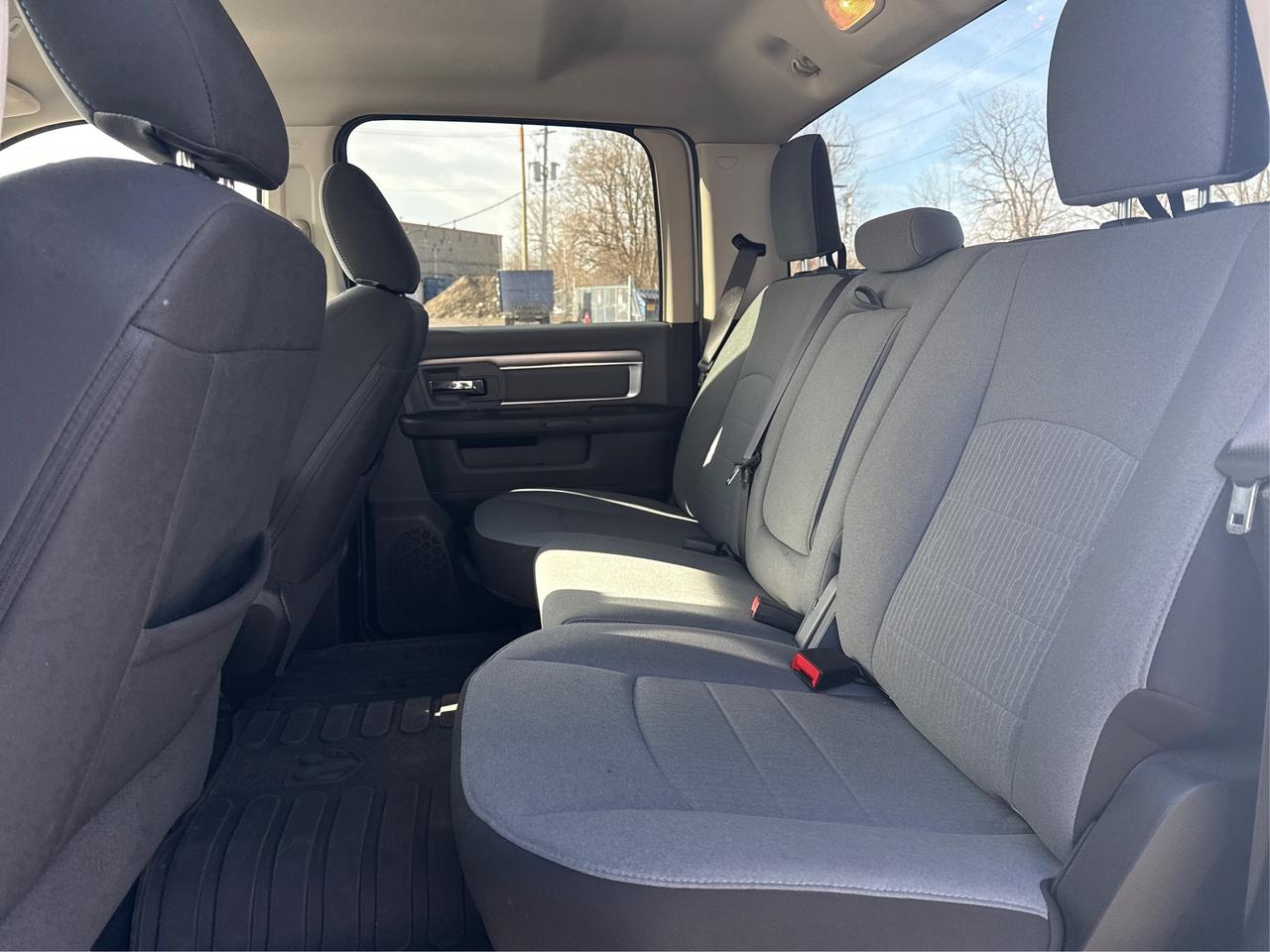 2023 RAM 1500 Classic SLT 4x4 Crew Cab 5'7  BX MINT WE FINANC ALL CREDIT Photo