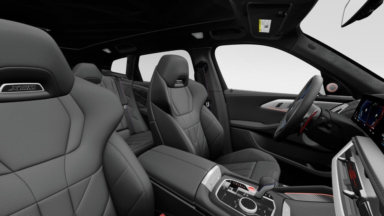 2026 BMW XM Label Photo