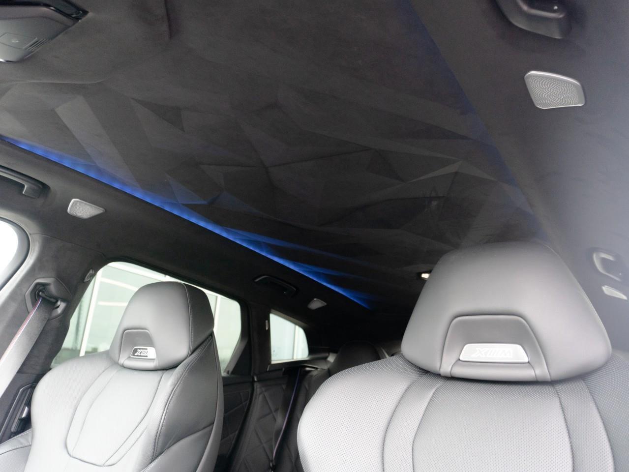 2026 BMW XM Label Photo