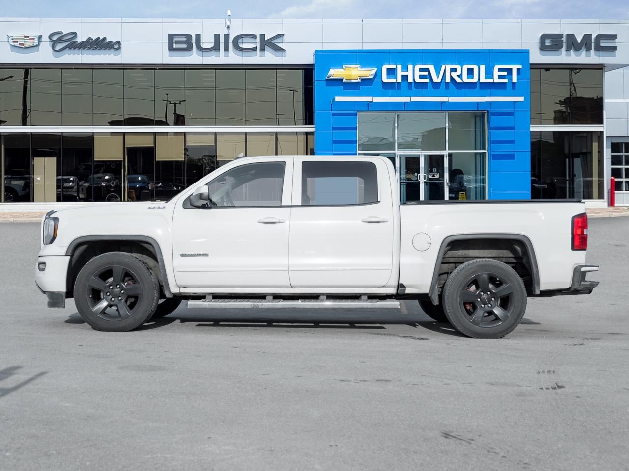 2017 GMC Sierra 1500 4WD Crew Cab 143.5  SLE   Certified! Photo