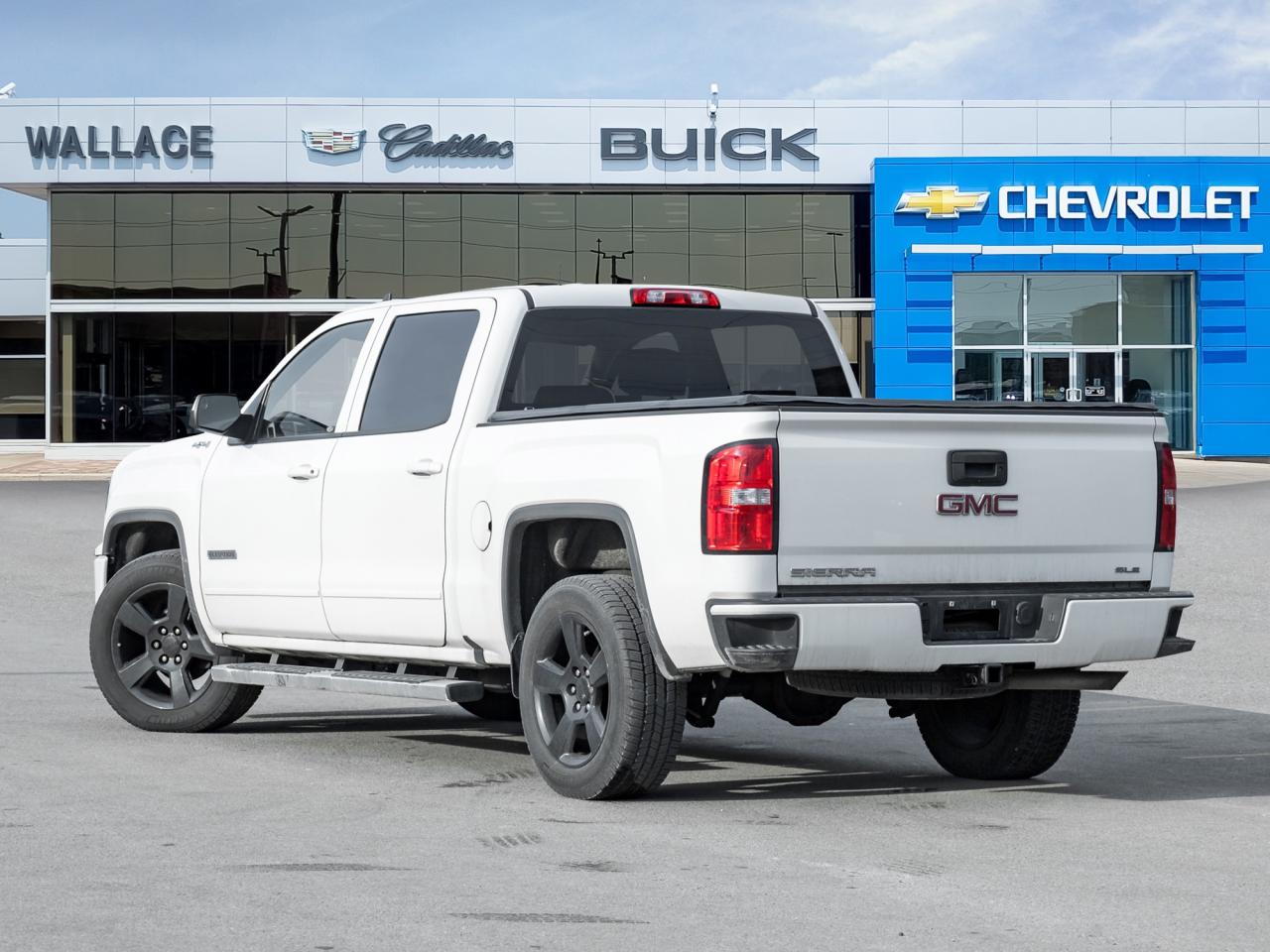 2017 GMC Sierra 1500 4WD Crew Cab 143.5  SLE   Certified! Photo