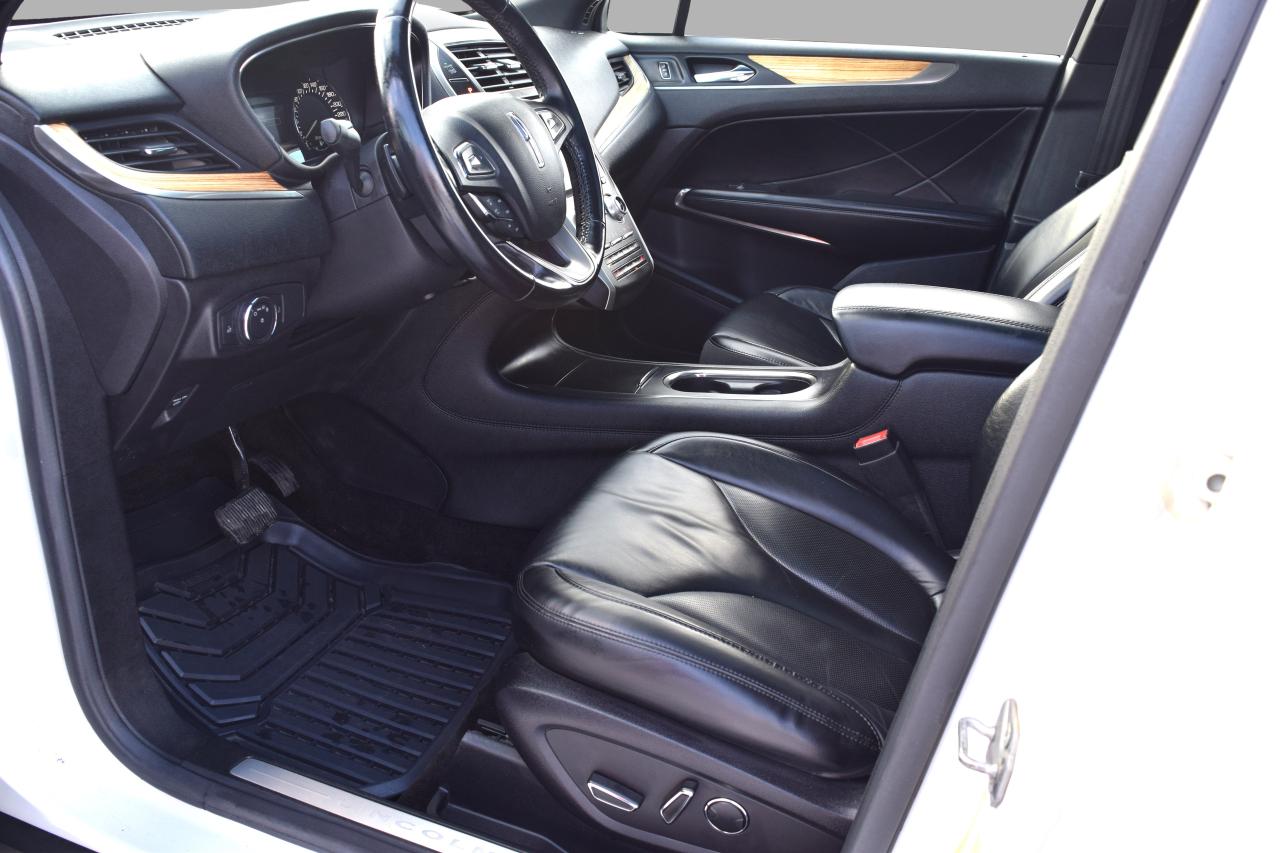 2015 Lincoln MKC AWD Navi Panoramic Sunroof Photo