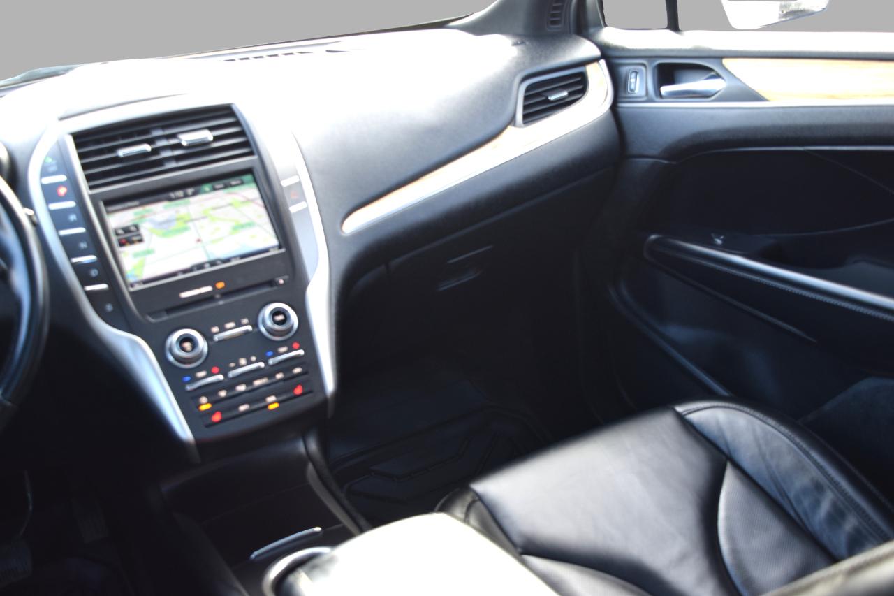 2015 Lincoln MKC AWD Navi Panoramic Sunroof Photo