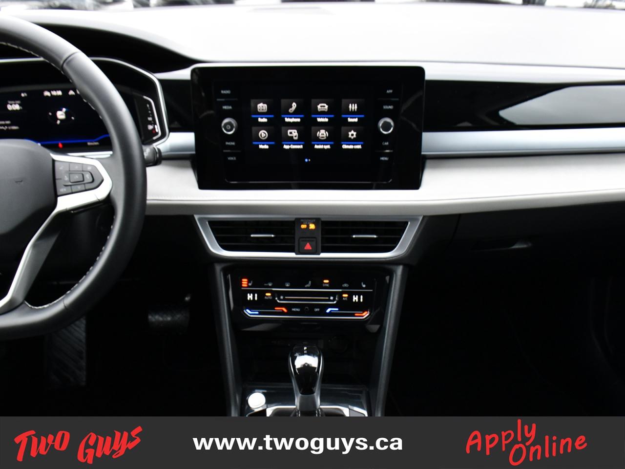 2025 Volkswagen Taos Comfortline AWD   Lease Return   Clean CF Photo