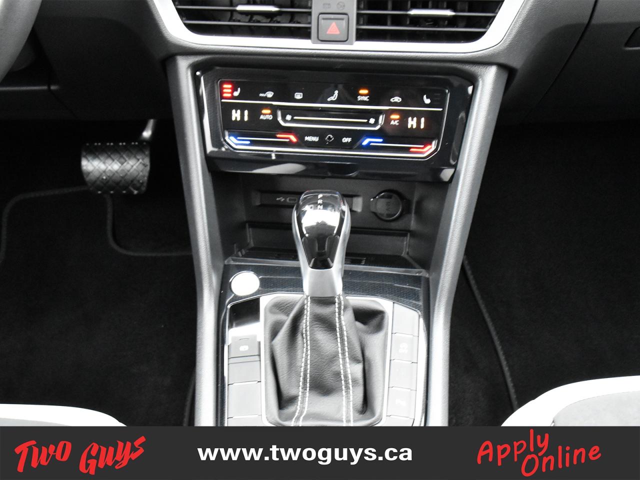 2025 Volkswagen Taos Comfortline AWD   Lease Return   Clean CF Photo