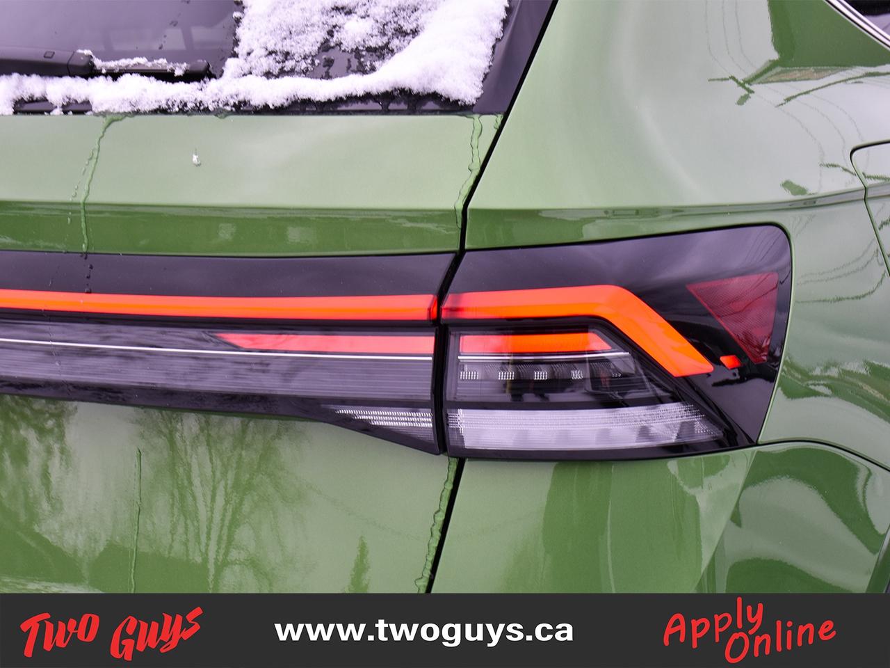 2025 Volkswagen Taos Comfortline AWD   Lease Return   Clean CF Photo