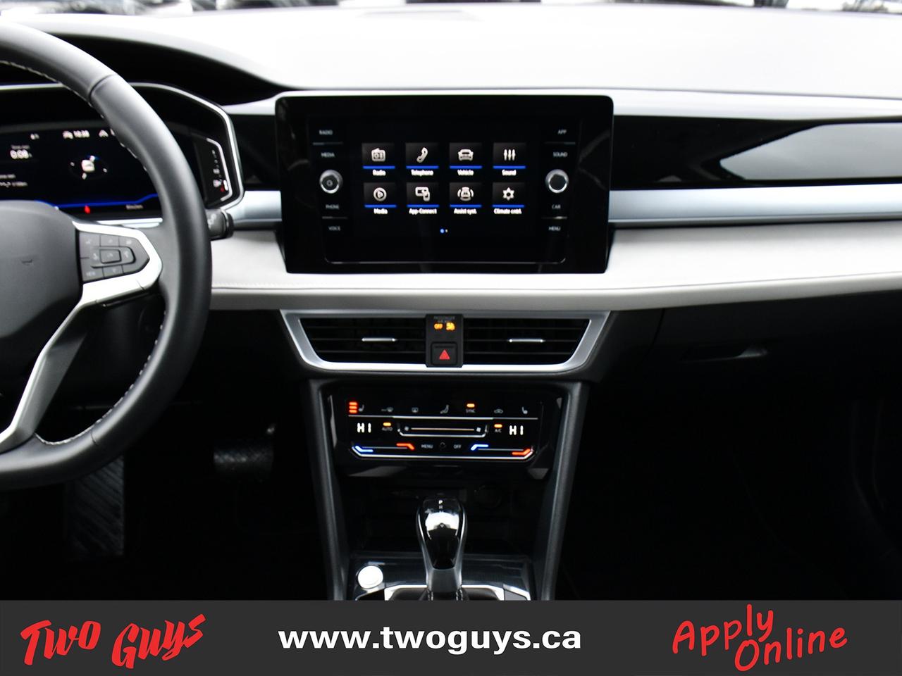 2025 Volkswagen Taos Comfortline AWD   Lease Return   Clean CF Photo