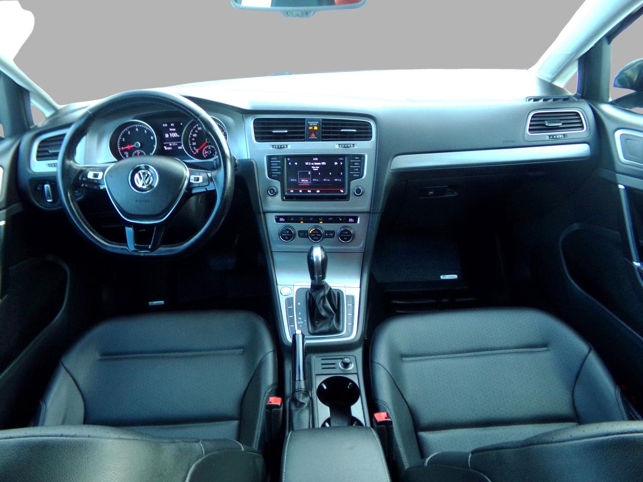 2016 Volkswagen Golf SportWagen Leather Sunroof Navigation Photo