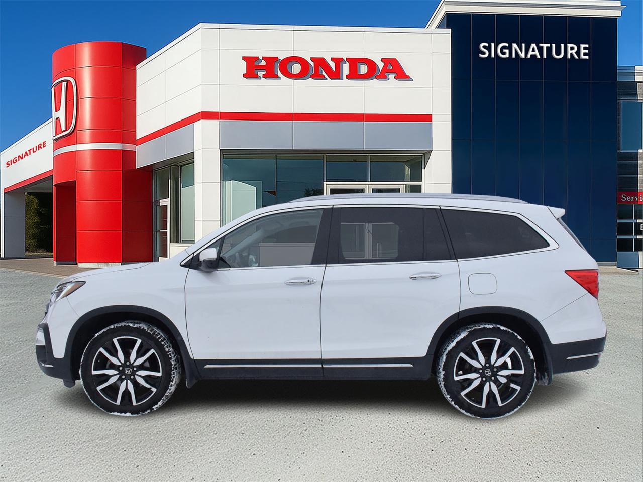2021 Honda Pilot TOURING 8-PASSENGER Photo