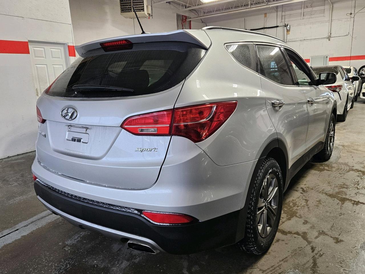 2014 Hyundai Santa Fe Sport NO ACCIDENT, FWD 2.4L Photo4