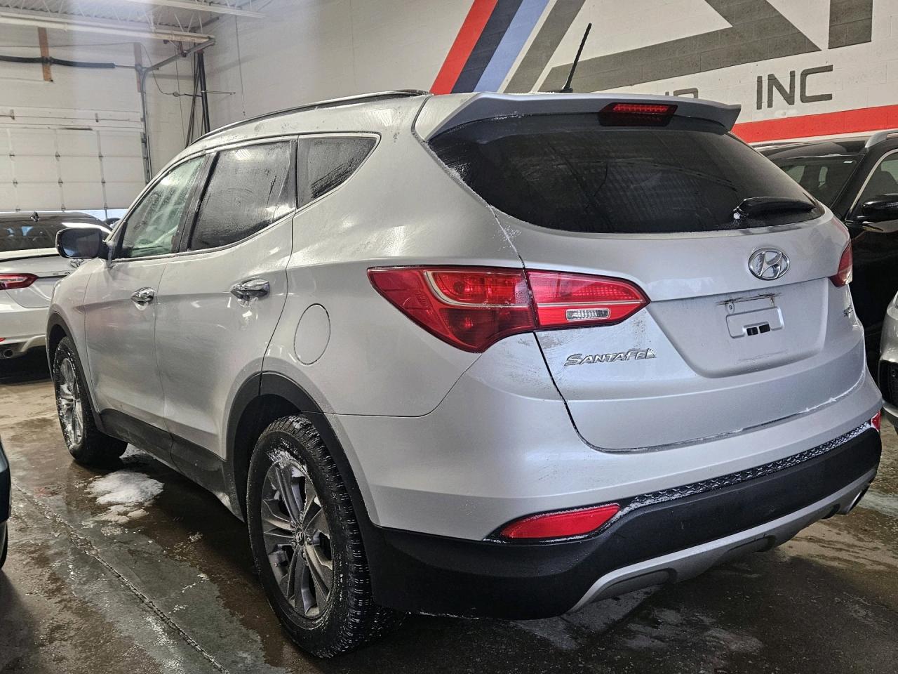2014 Hyundai Santa Fe Sport NO ACCIDENT, FWD 2.4L Photo