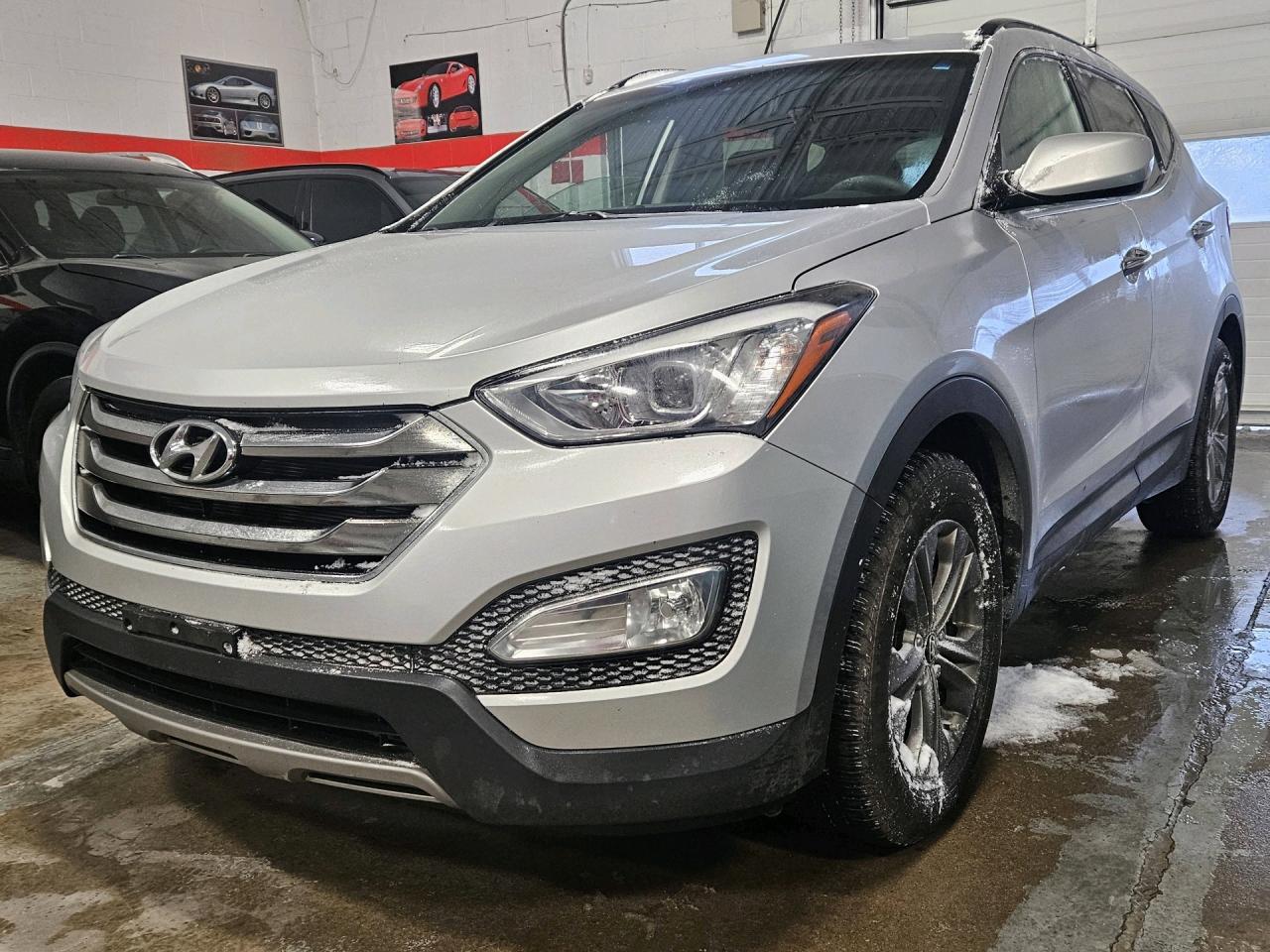 2014 Hyundai Santa Fe Sport NO ACCIDENT, FWD 2.4L Photo2