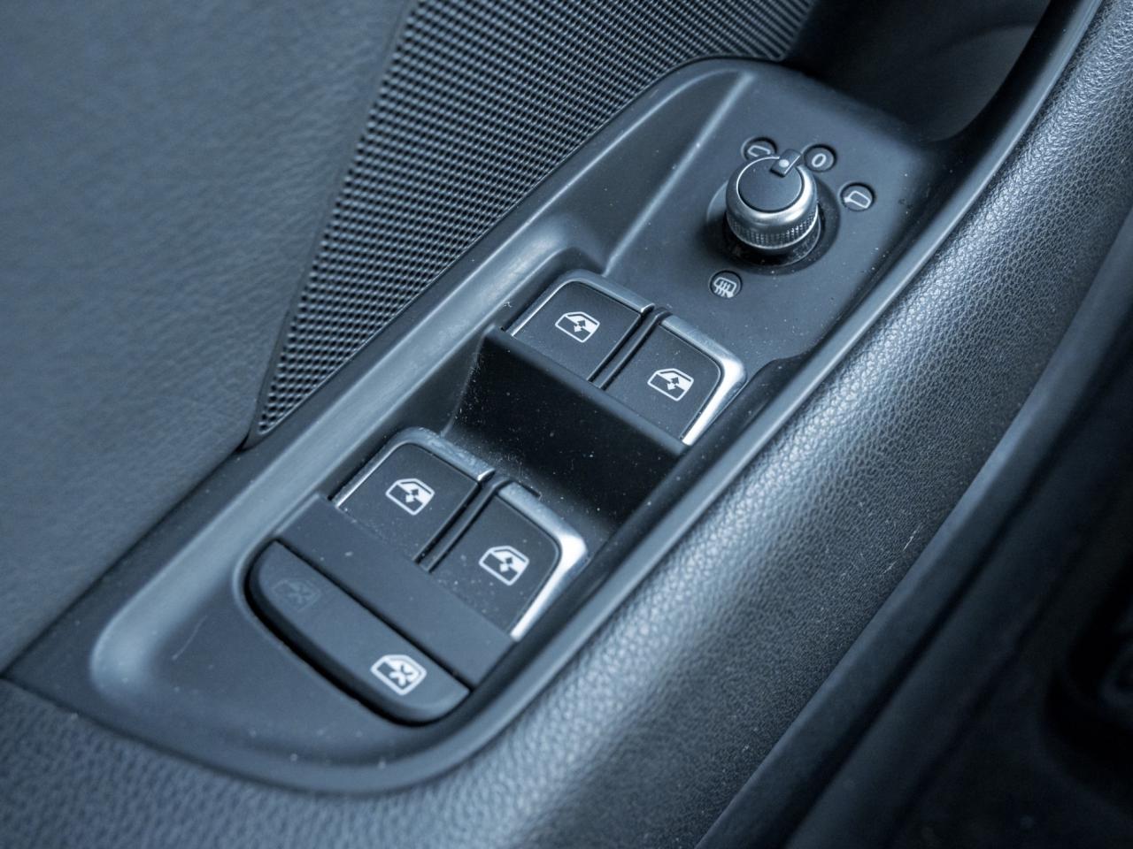 2020 Audi S3 Progressiv 2.0 TFSI quattro, NAV, CAMERA, SUNROOF Photo