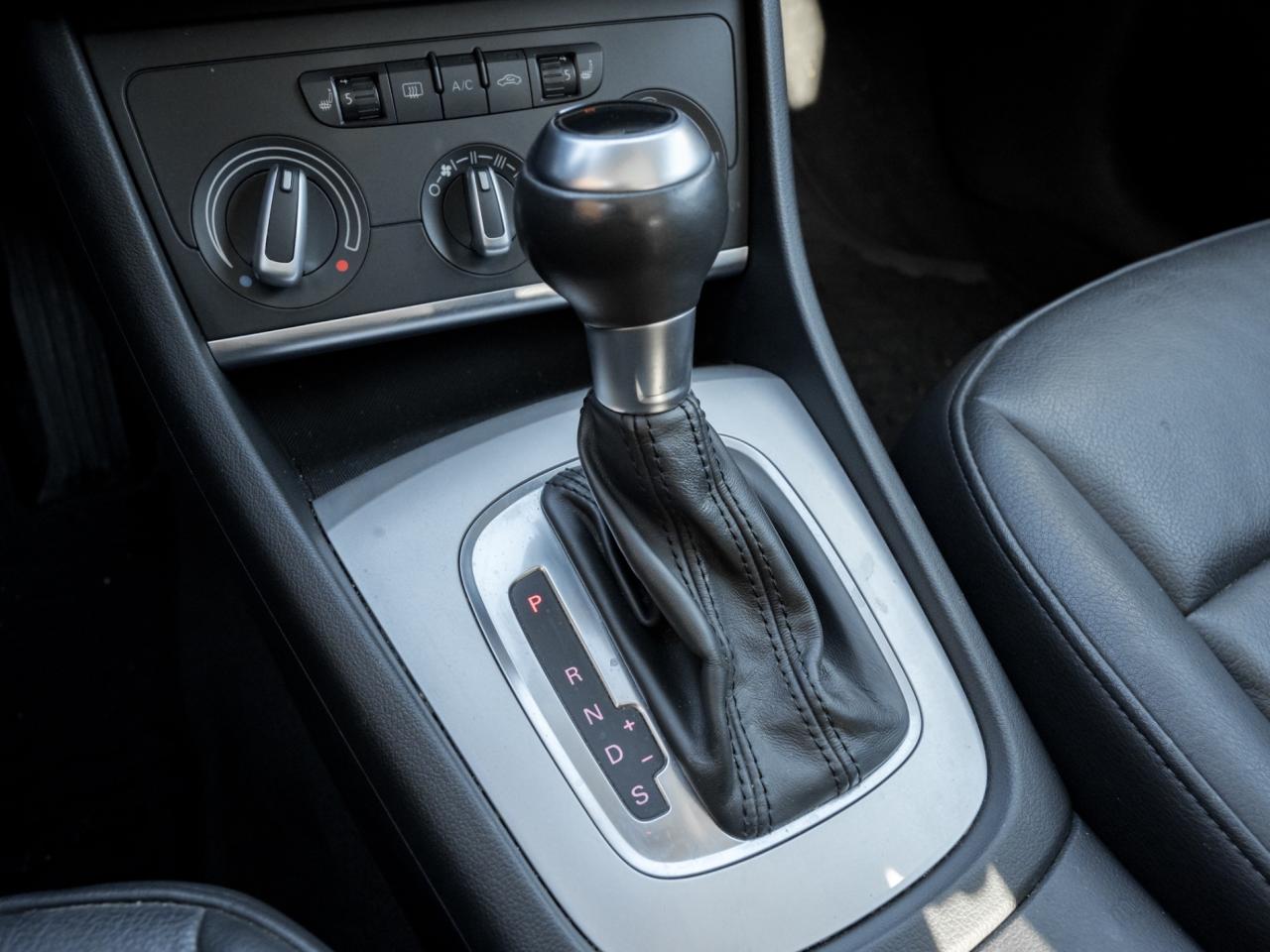 2018 Audi Q3 2.0 TFSI quattro Komfort Tiptronic, NO ACCIDENT, N Photo