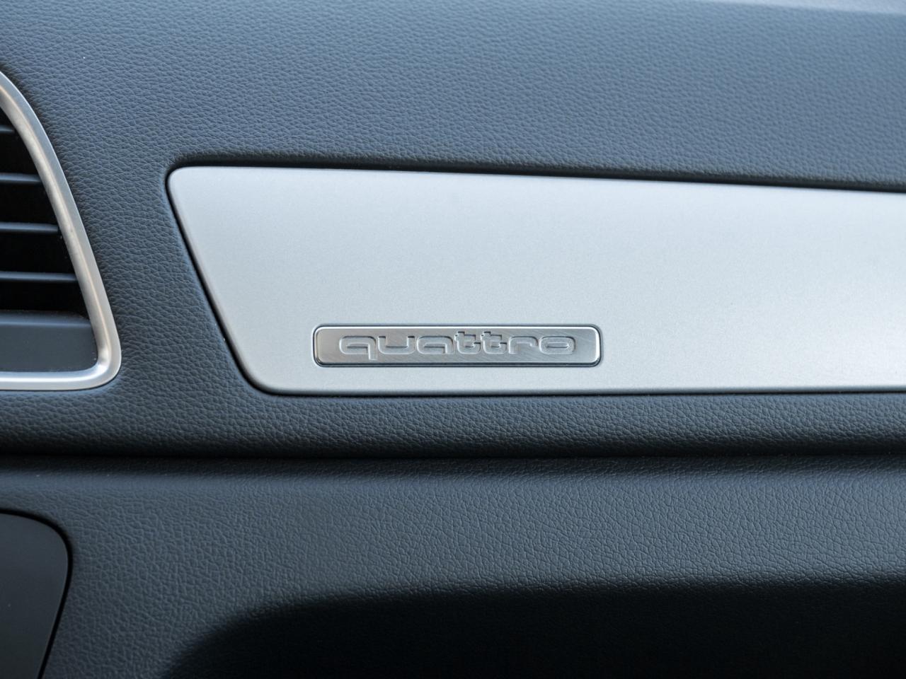 2018 Audi Q3 2.0 TFSI quattro Komfort Tiptronic, NO ACCIDENT, N Photo