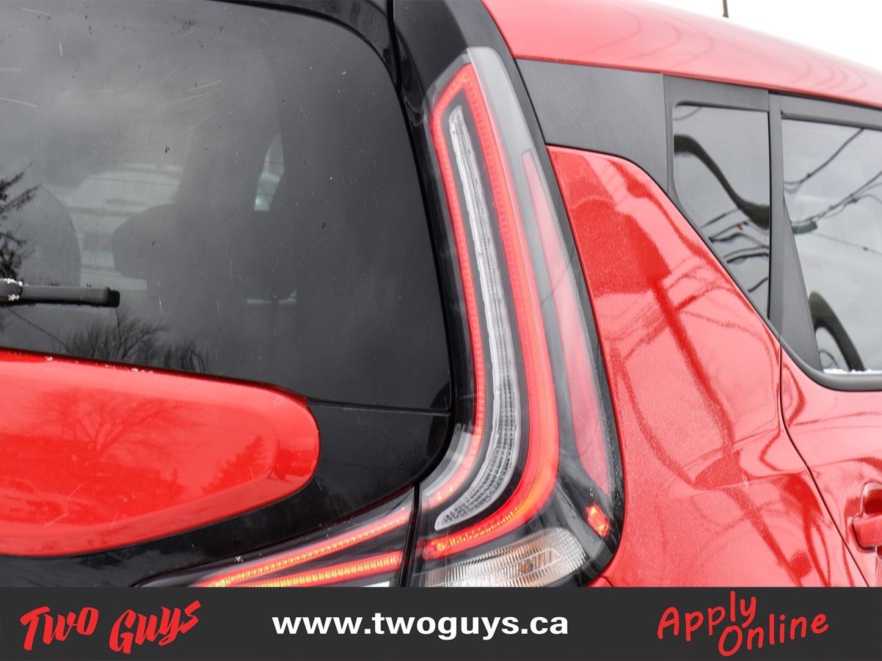 2023 Kia Soul EX   New Tires   Htd Cloth   CarPlay Photo