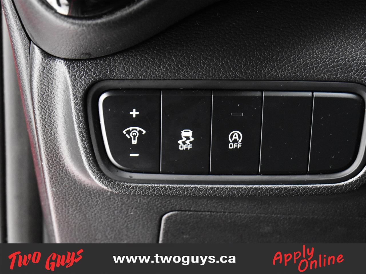 2023 Kia Soul EX   New Tires   Htd Cloth   CarPlay Photo