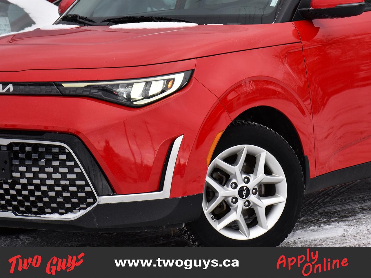 2023 Kia Soul EX   New Tires   Htd Cloth   CarPlay Photo